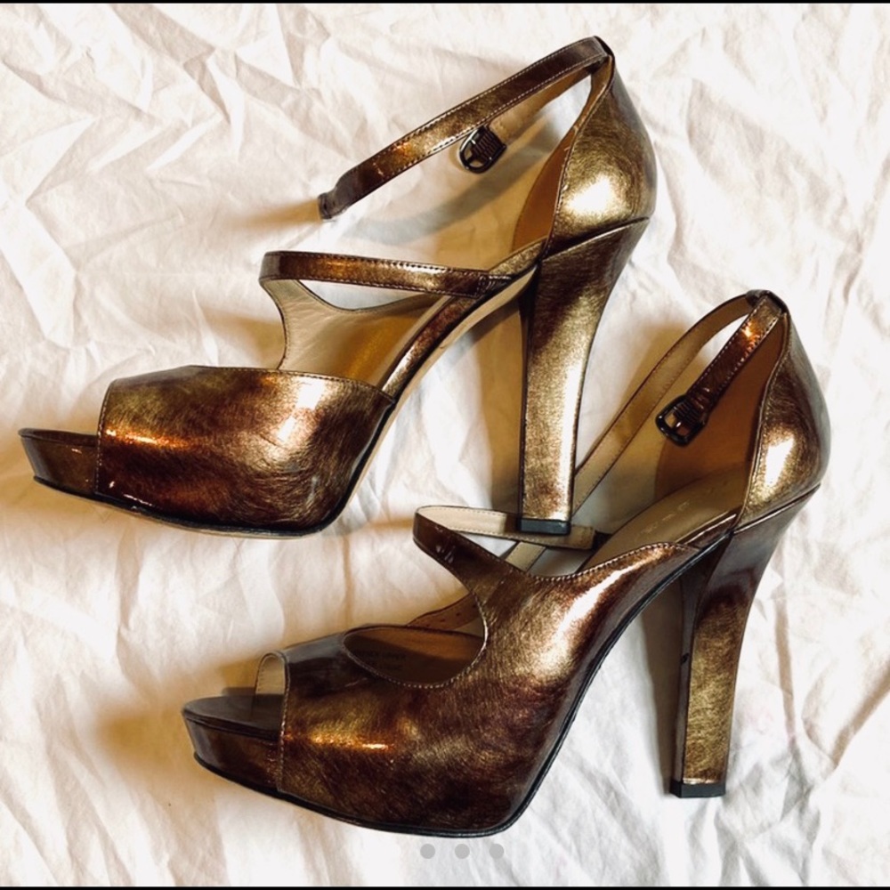Shimmery Via Spiga Heels